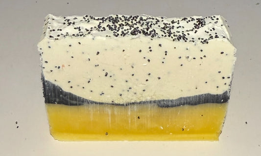 Lemon poppy seed exfoliating soap