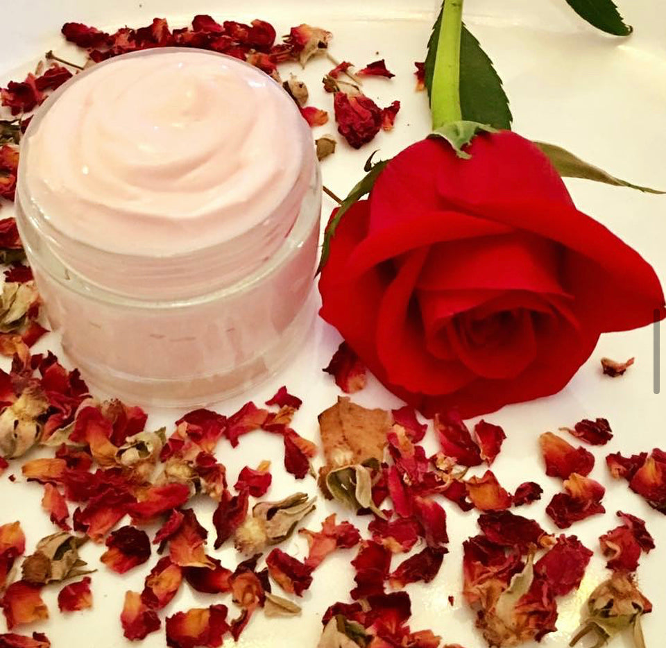 Rose silk absolute rejuvenating facial cream